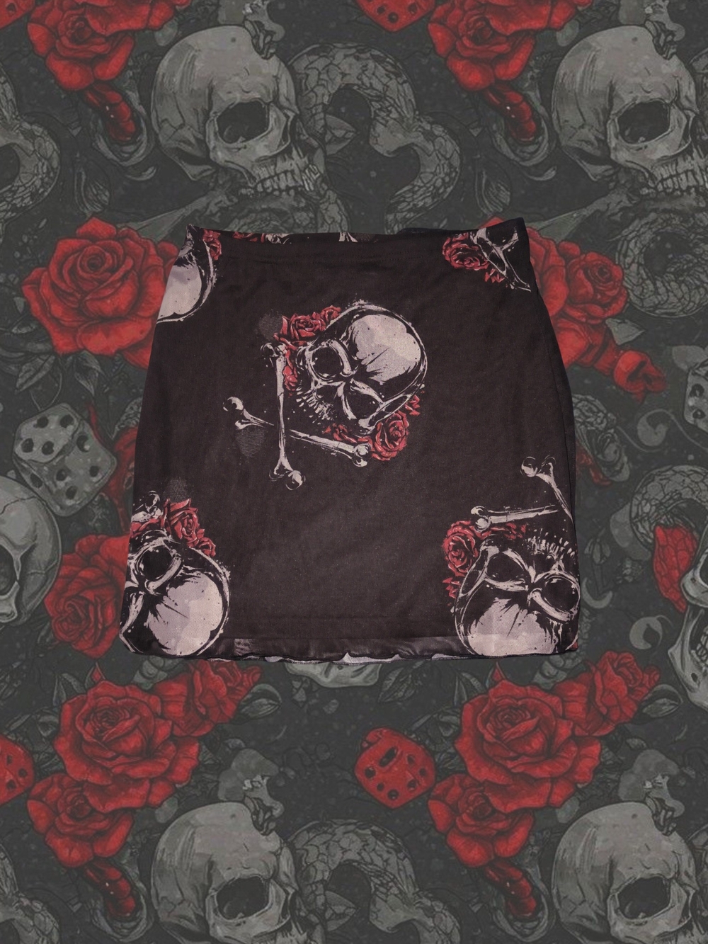 SHEIN Black Mini Skirt with Red Rose & Skull Print